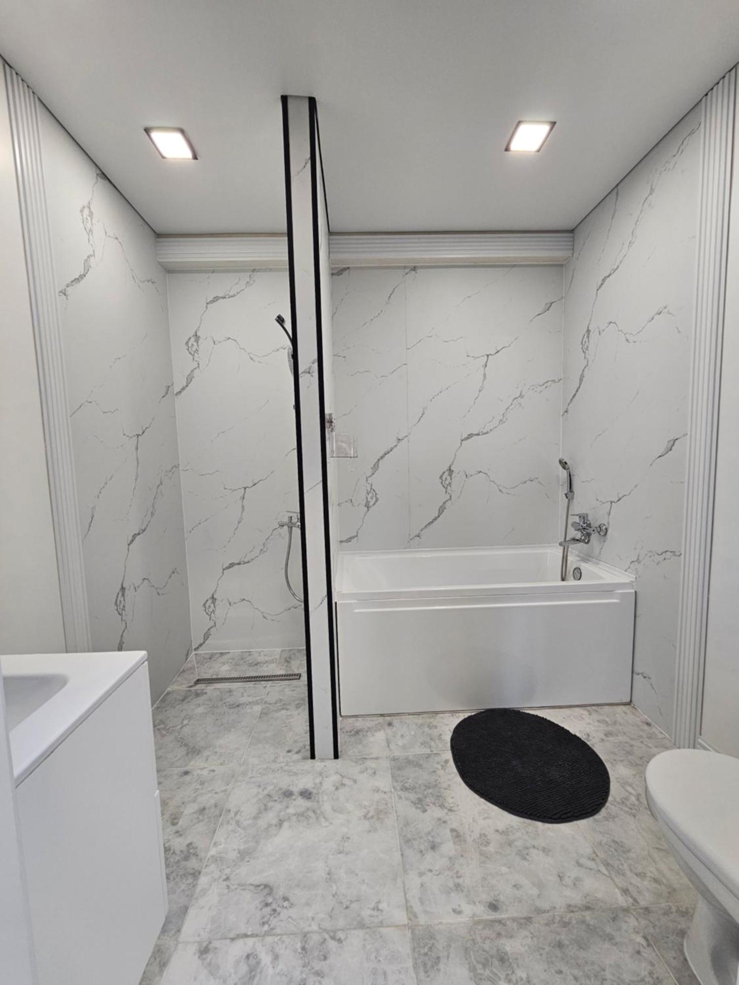 Apartament With Terras Κισινάου Εξωτερικό φωτογραφία
